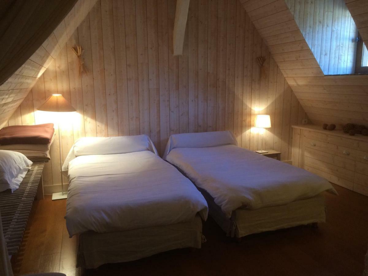 La Ferme Au Colombier Bed and Breakfast Neron Eksteriør billede